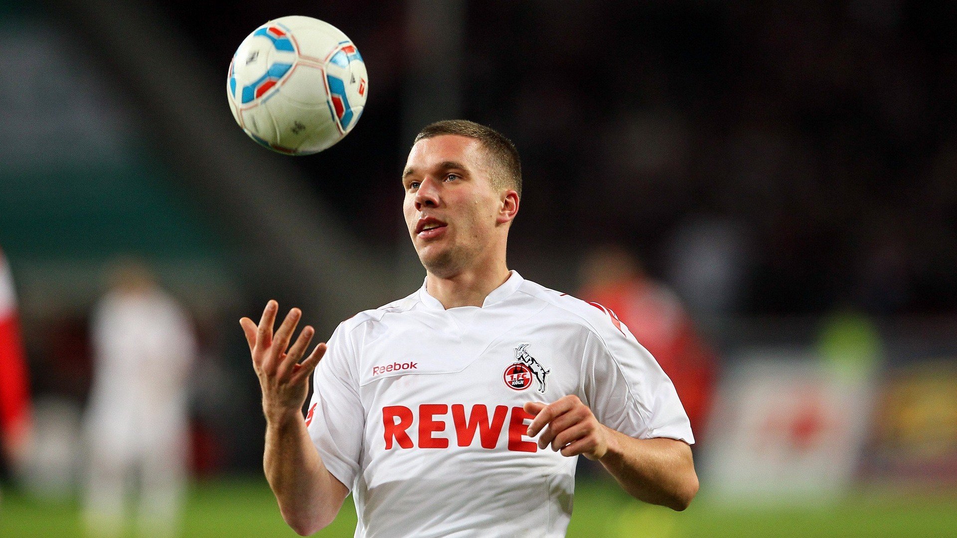 国足门将位置竞争激烈，国足的门将