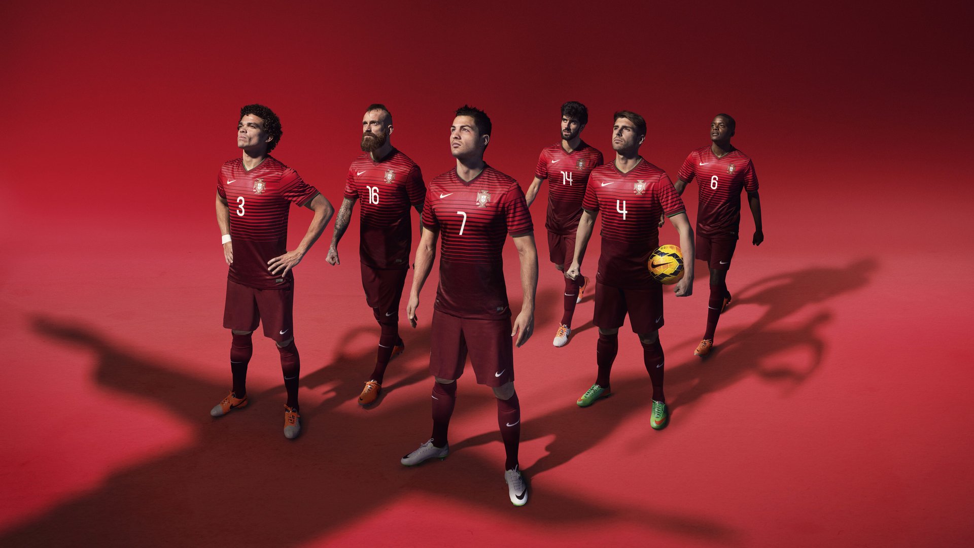 水球公开体验赛 初学者首次感受水中对抗项目激情